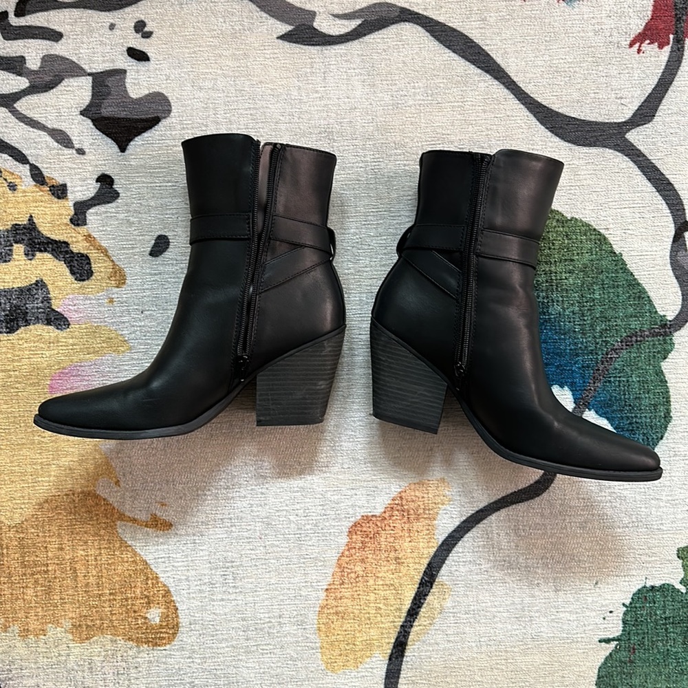 Naturalizer Boots - Picture 2 of 12